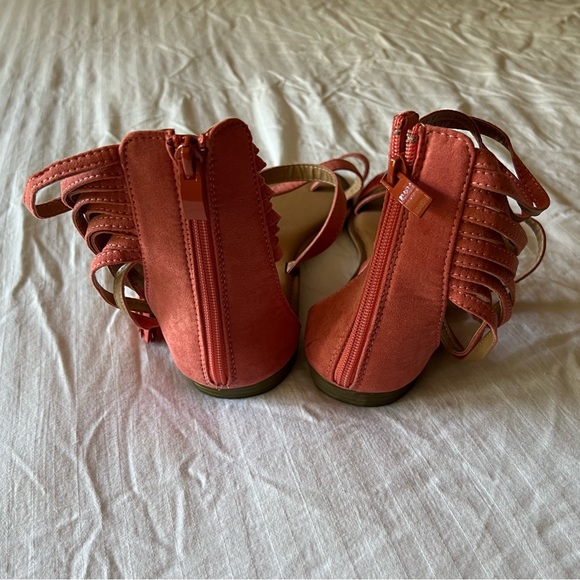 Forever Toe Ring Flay Sandals - Coral — NEW - Picture 4 of 7